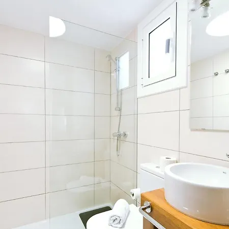 Ana Maria By * بويرتو ذيل كارمين