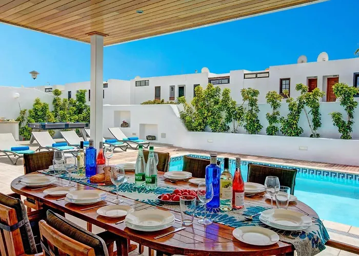 Ana Maria By * プエルト・デル・カルメン